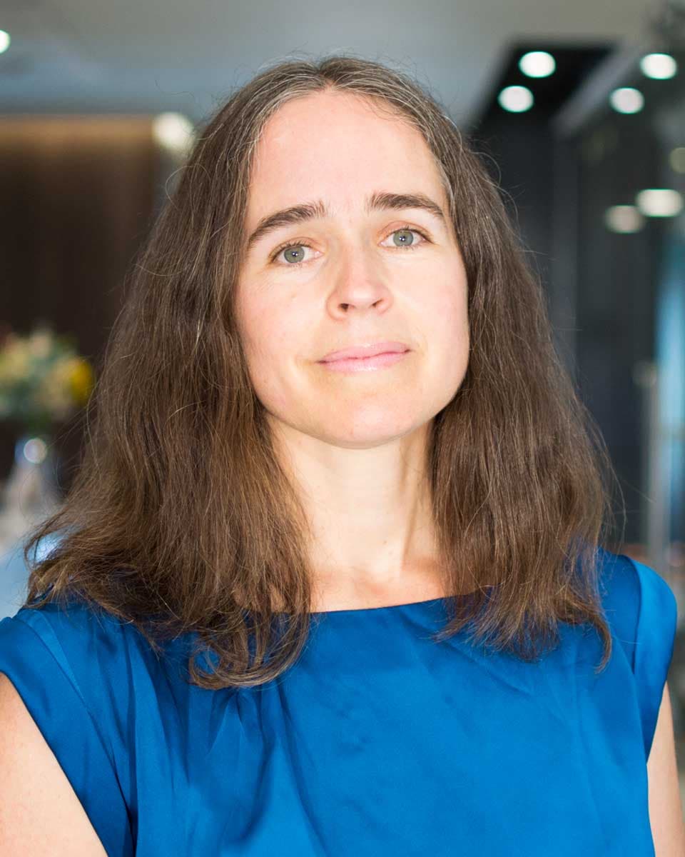 Carolina Álamos S.: Asistente de Inversiones